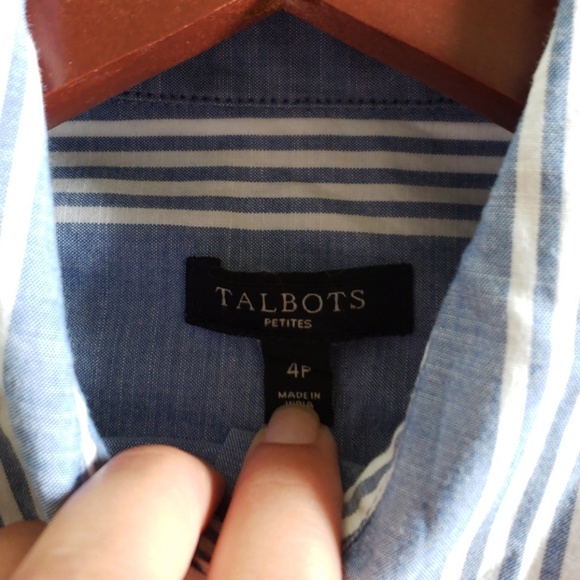 Talbots button down size 4p - Picture 2 of 7